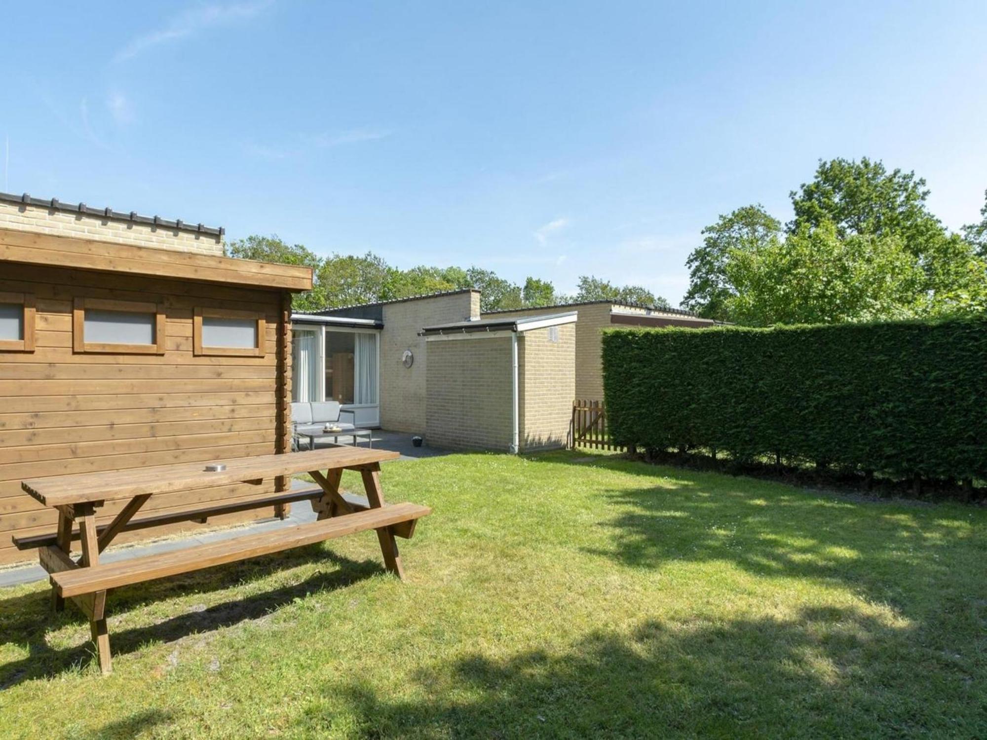 Contemporary Bungalow With Garden Sint Maartensvlotbrug Εξωτερικό φωτογραφία
