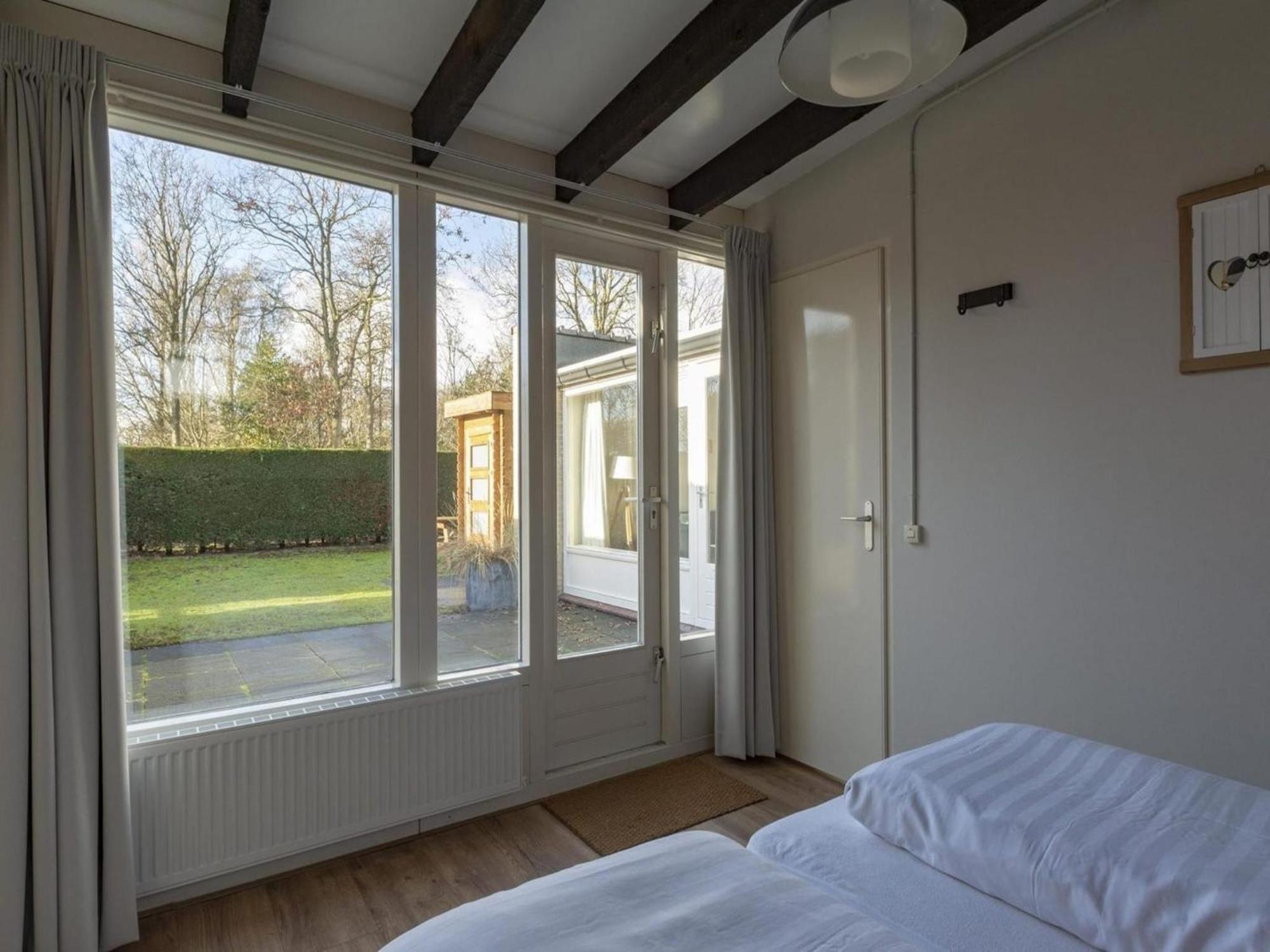 Contemporary Bungalow With Garden Sint Maartensvlotbrug Εξωτερικό φωτογραφία
